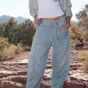 ** WE THE FREE Silverton Pull on Barrels ** NWT